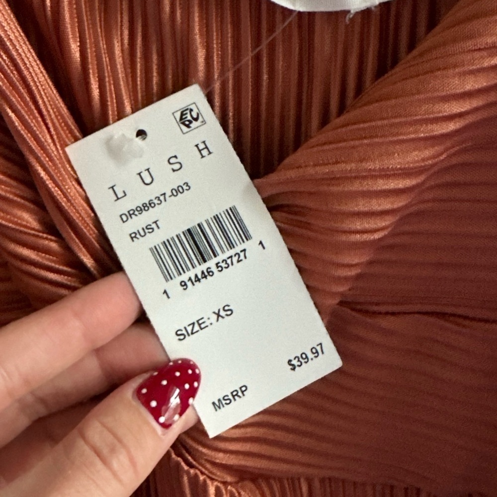 NWT, LUSH Rust Pleated Long Sleeve Midi Dress Sweetheart Neckline Size XS - Picture 3 of 4